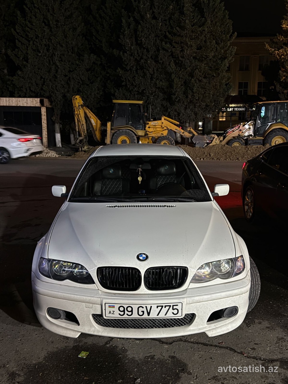 2003 BMW 3-Series 320i salon görünüşü