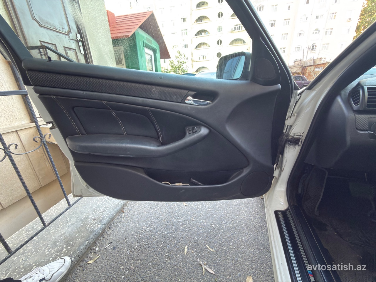 2003 BMW 3-Series 320i şəkil 7