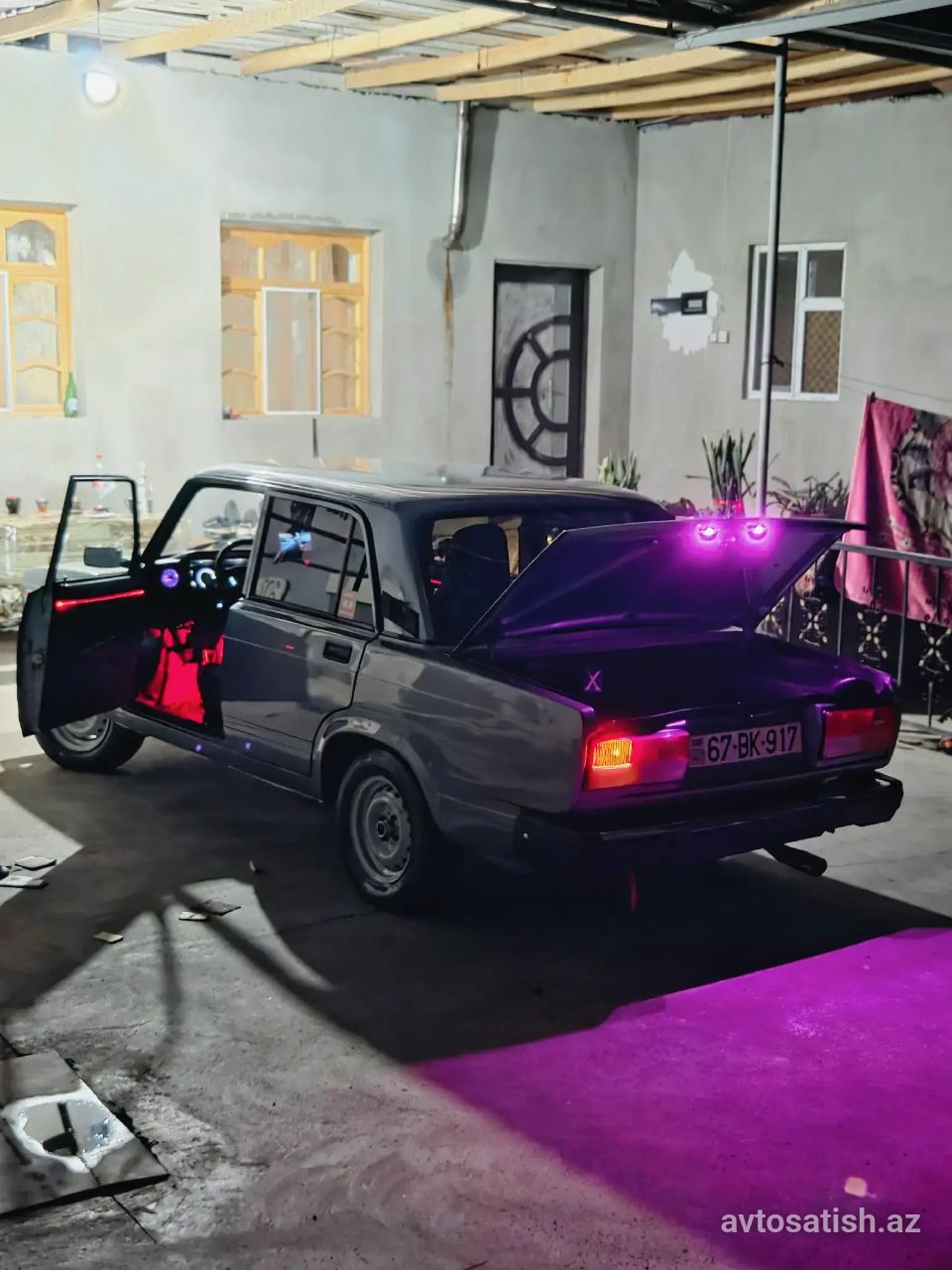 2010 Lada 2107 1.5 yan görünüşü