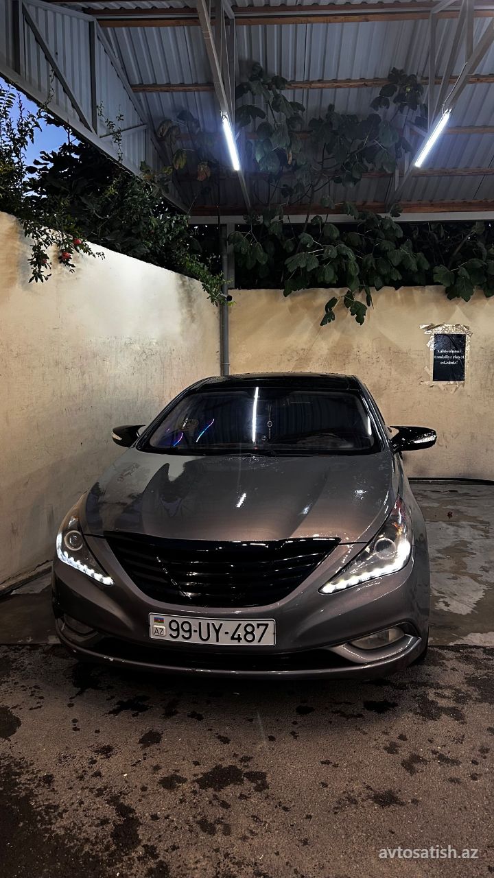 2012 Hyundai Sonata 2.0 ön görünüşü